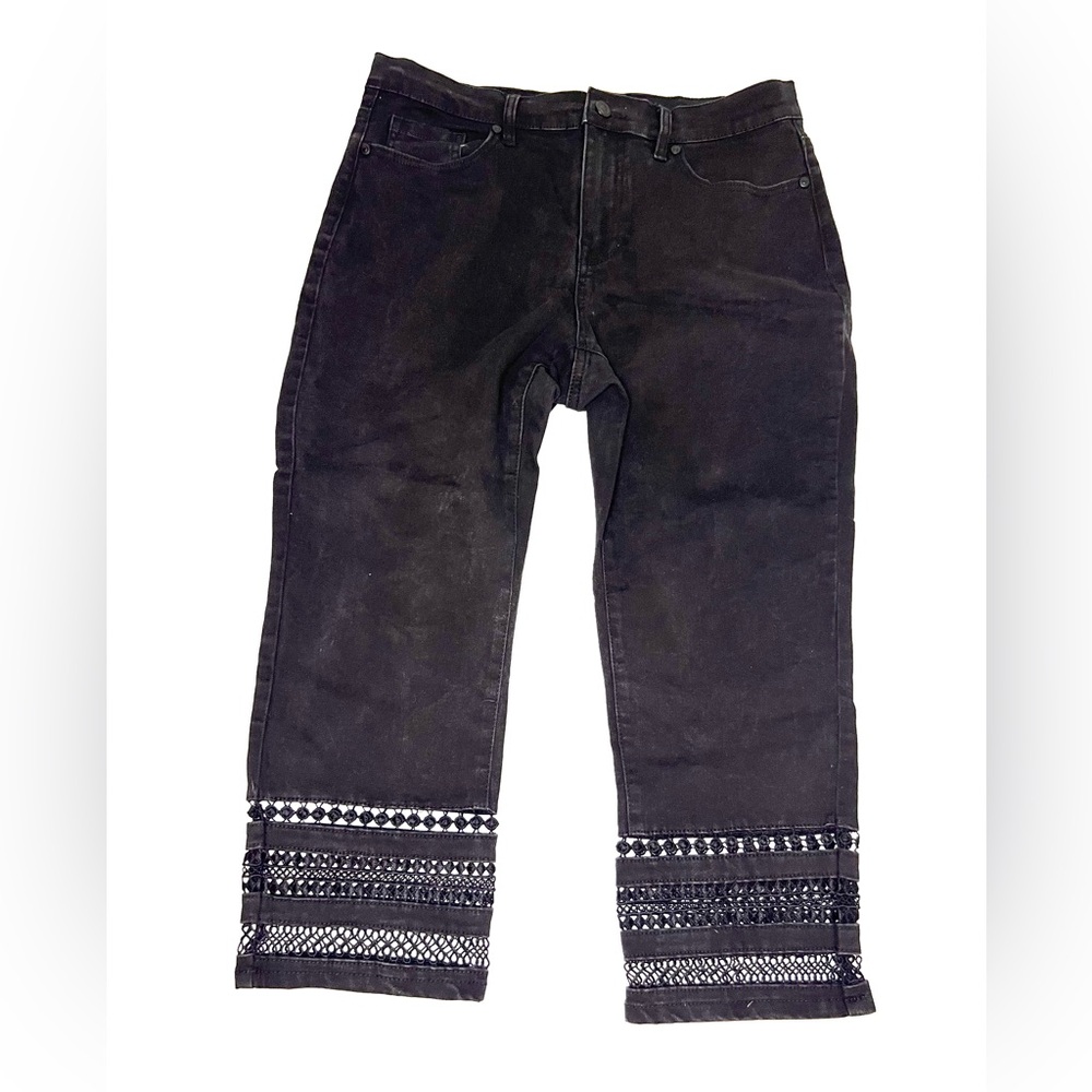🎆3for$20 Crochet Capris by Diane Gilman - Cropped Black Denim Embroidered Hem